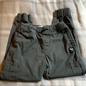 Abercrombie kids cargo pants